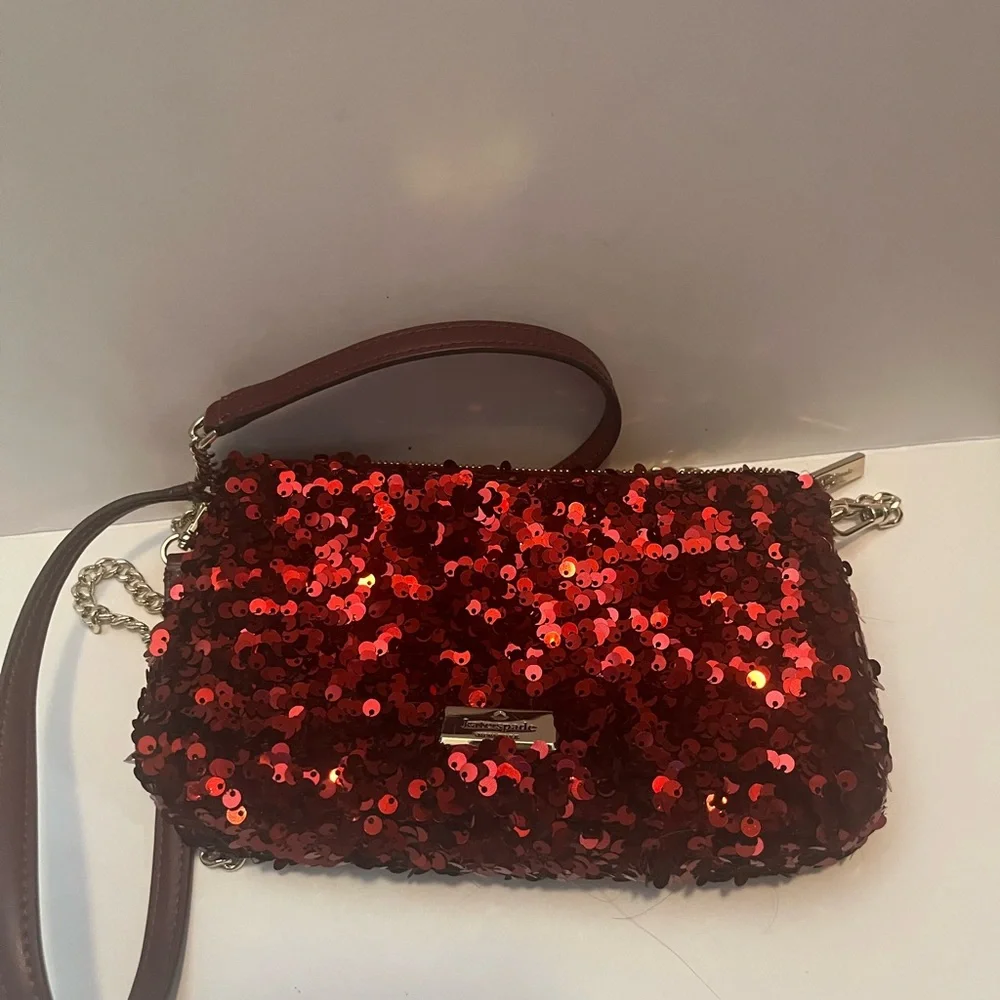 New with Tags Gorgeous Kate Spade Kiki Red Sequin Convertible Wristlet